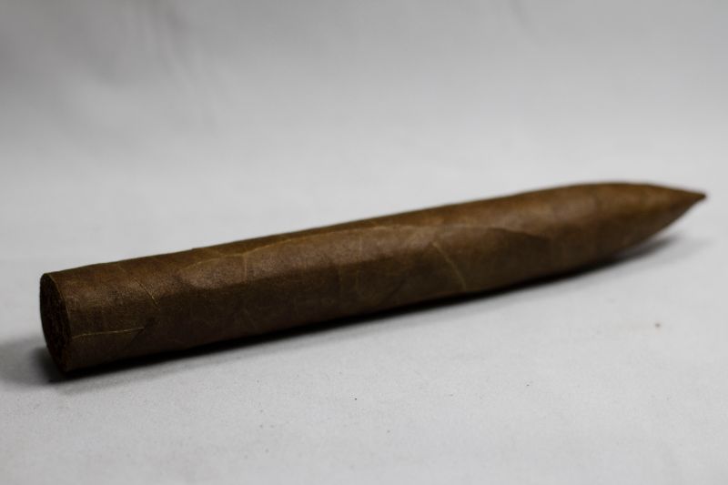 Torpedo Maduro 7 X 54 Side View Tampa